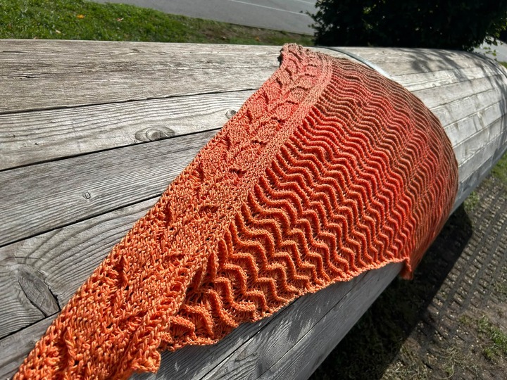 Crochet Pattern Triangular Scarf "Mida"