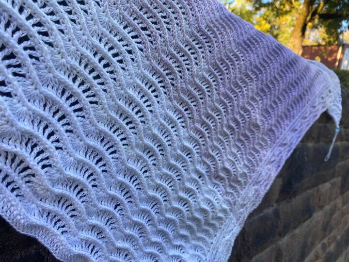 Crochet Pattern Triangular Scarf "Mida"