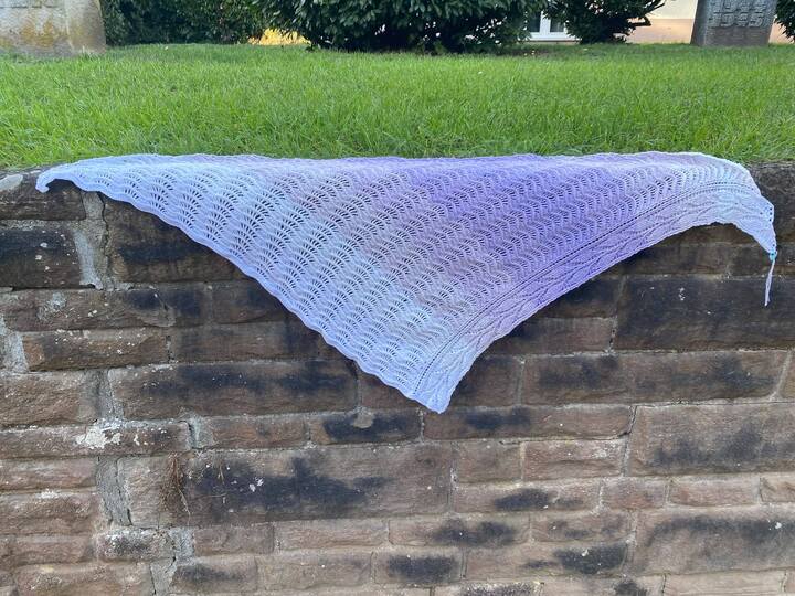 Crochet Pattern Triangular Scarf "Mida"