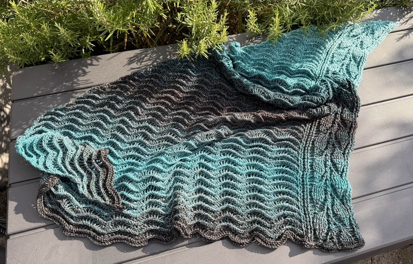 Crochet Pattern Triangular Scarf "Mida"