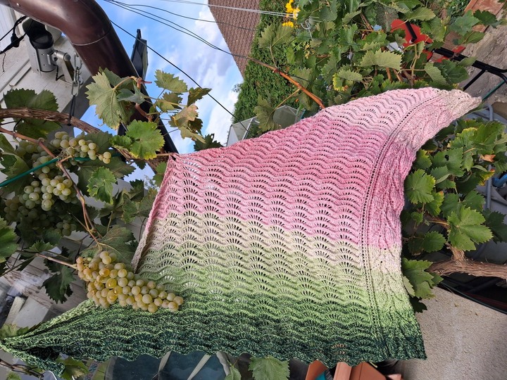 Crochet Pattern Triangular Scarf "Mida"