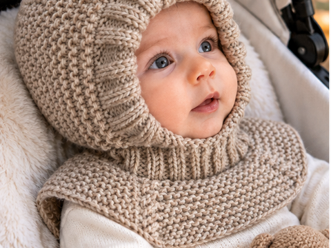 Baby Balaclava Knitting Pattern – Helmet Hat with Shoulder Cape 0–3 Months