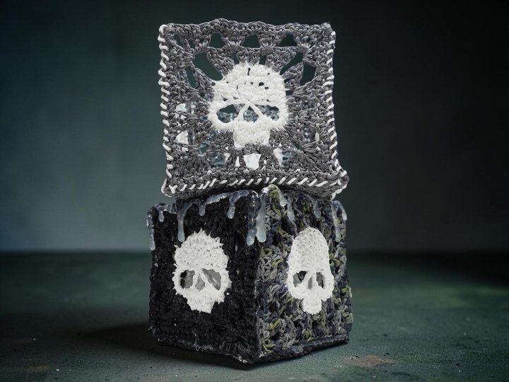 Totenkopf Granny Teelicht  - Häkelanleitung
