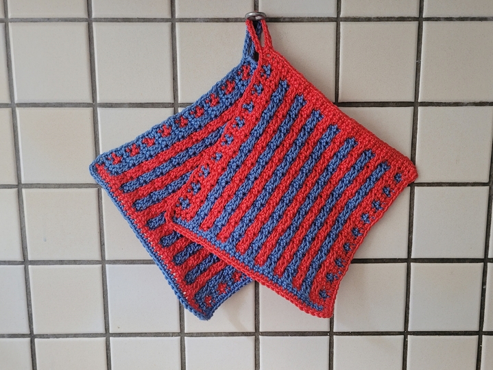 Häkelanleitung für die Topflappen Korallenblau