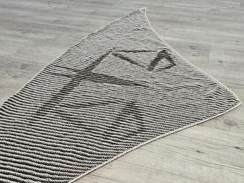 Libra, Shadow Knitting, Illusion Knitting, Motif Shawl