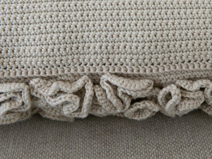 Dekokissen Korallentraum mit 3D-Struktur – Padina Kissenbezug