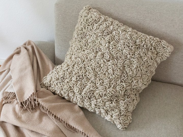 Padina Cushion Cover in the Coral Dream Design