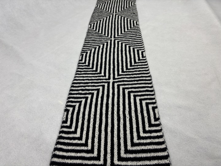 Schal «Illusion der Quadrate» - Eine Double Face Strickanleitung