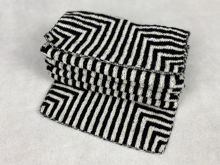 Schal «Illusion der Quadrate» - Eine Double Face Strickanleitung