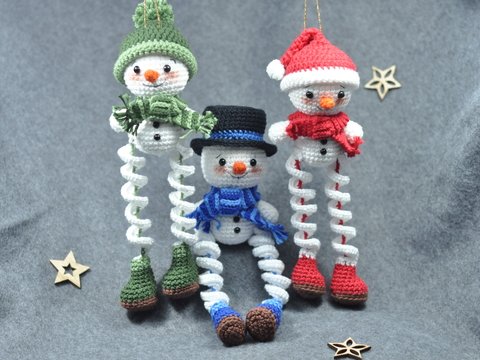 Häkelanleitung Schneemann-Windspiel mit 3 verschiedenen Mützen
