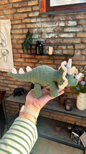 Nilo the Dino - crochet pattern | German & English