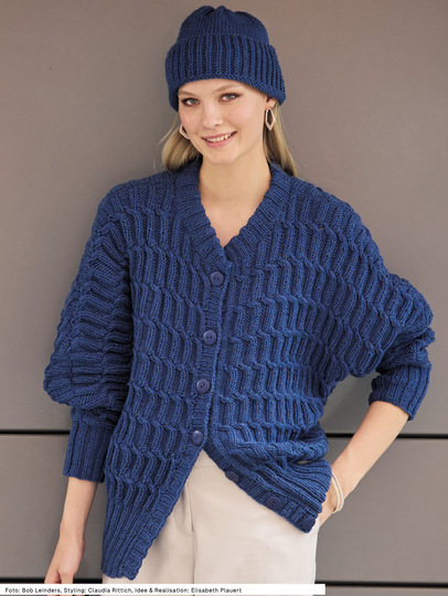 Jacke mit Fledermausärmeln und Mütze