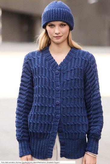 Jacke mit Fledermausärmeln und Mütze