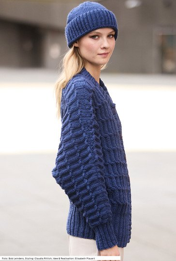Jacke mit Fledermausärmeln und Mütze