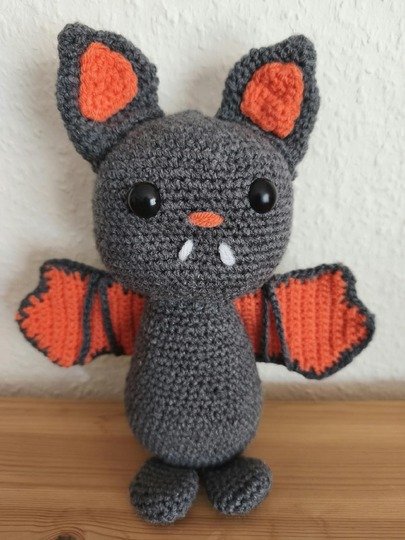 Kuschel Fledermaus, mini - Häkelanleitung
