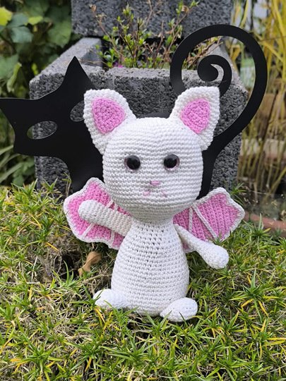 Kuschel Fledermaus, mini - Häkelanleitung