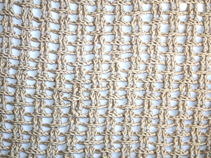 Smilla’s Crossover Crochet Hoodie No. 032