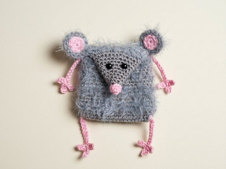Crochet Pattern Fluffy Mouse Pouch