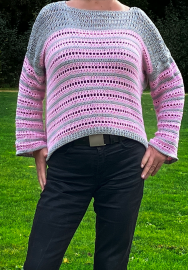 Rosa-und-Grau-Harmonie als Pulli -Häkelanleitung