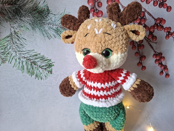 Plush Reindeer Crochet Pattern