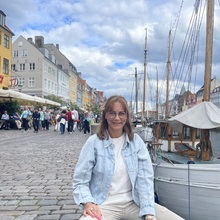 andrea-roeder Avatar