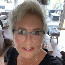 annette-holzer Avatar