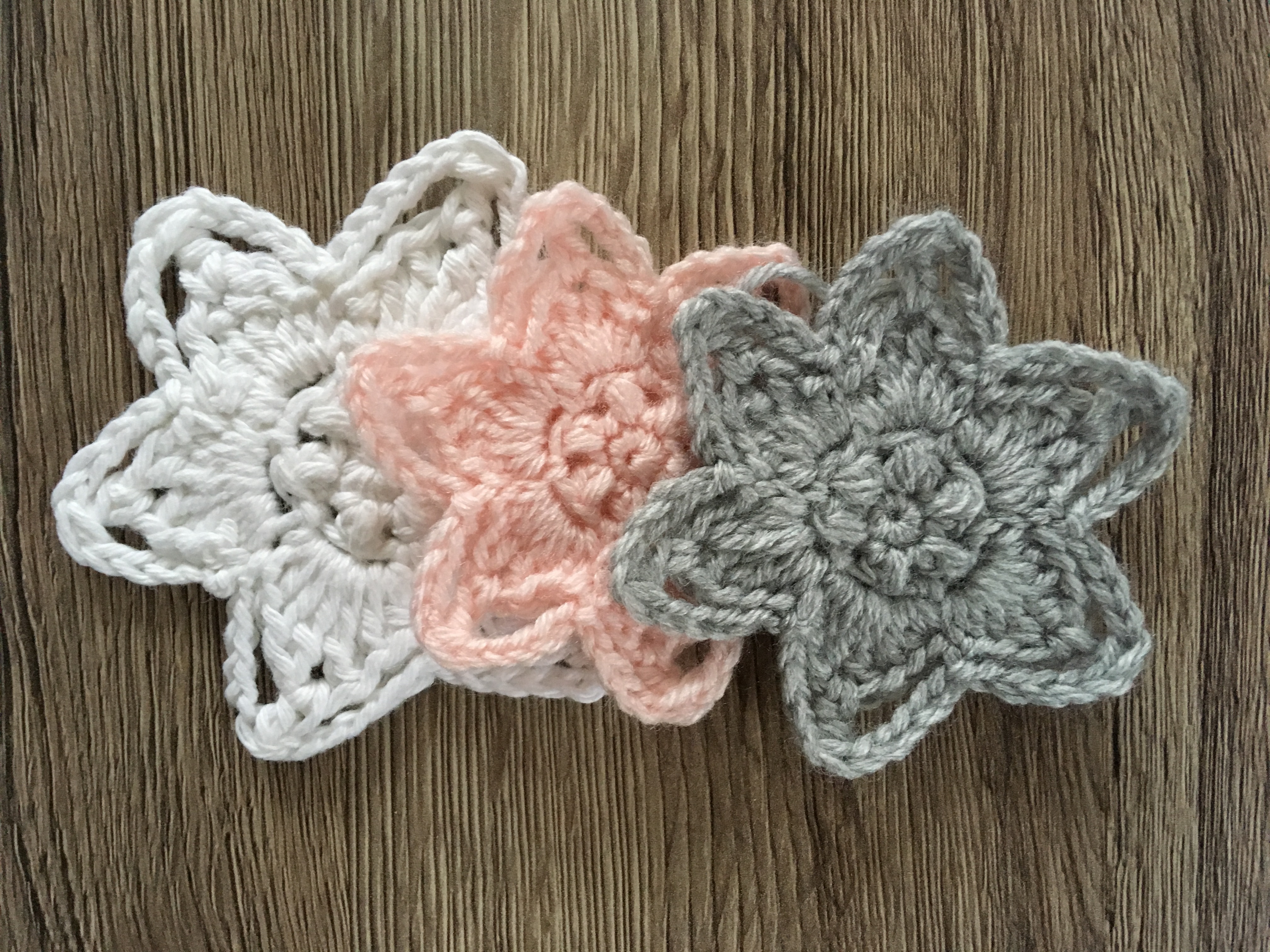 Blog-Inhaltsbild für 'Stern, kostenlose Häkelanleitung'