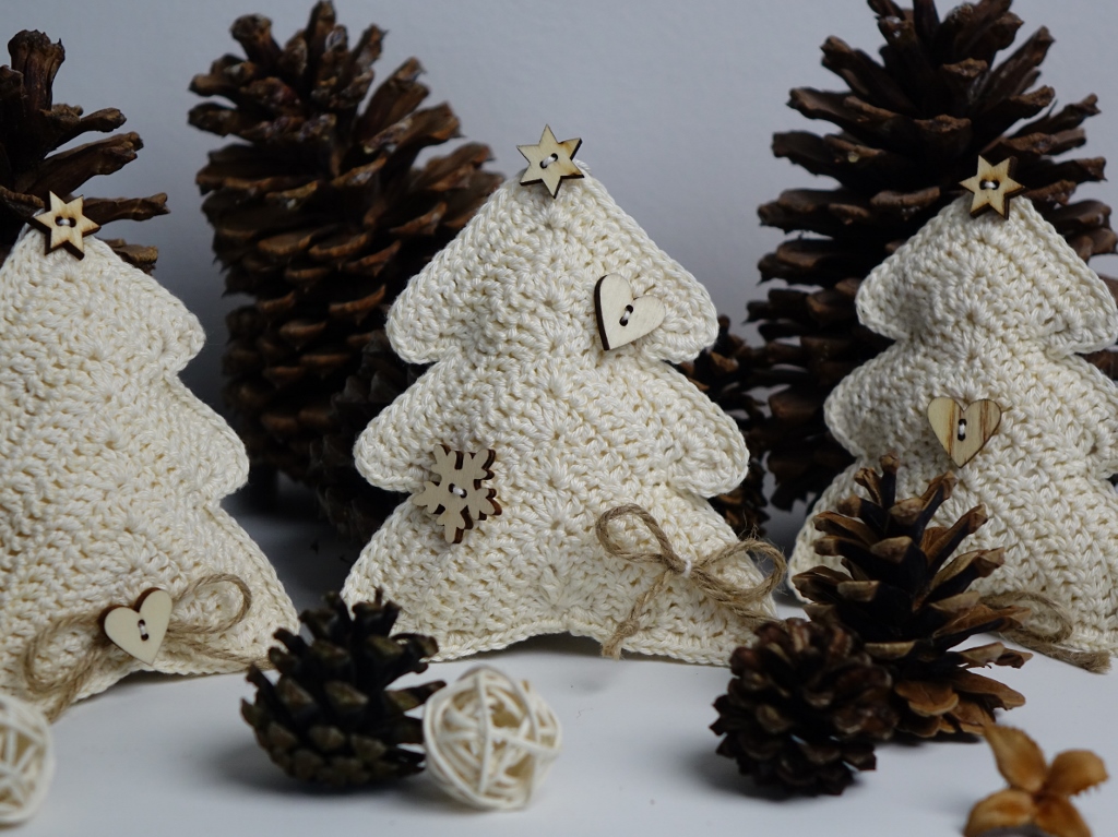 Vintage Victorian Christmas Ornaments to Crochet 11 Designs The Needlecraft Shop