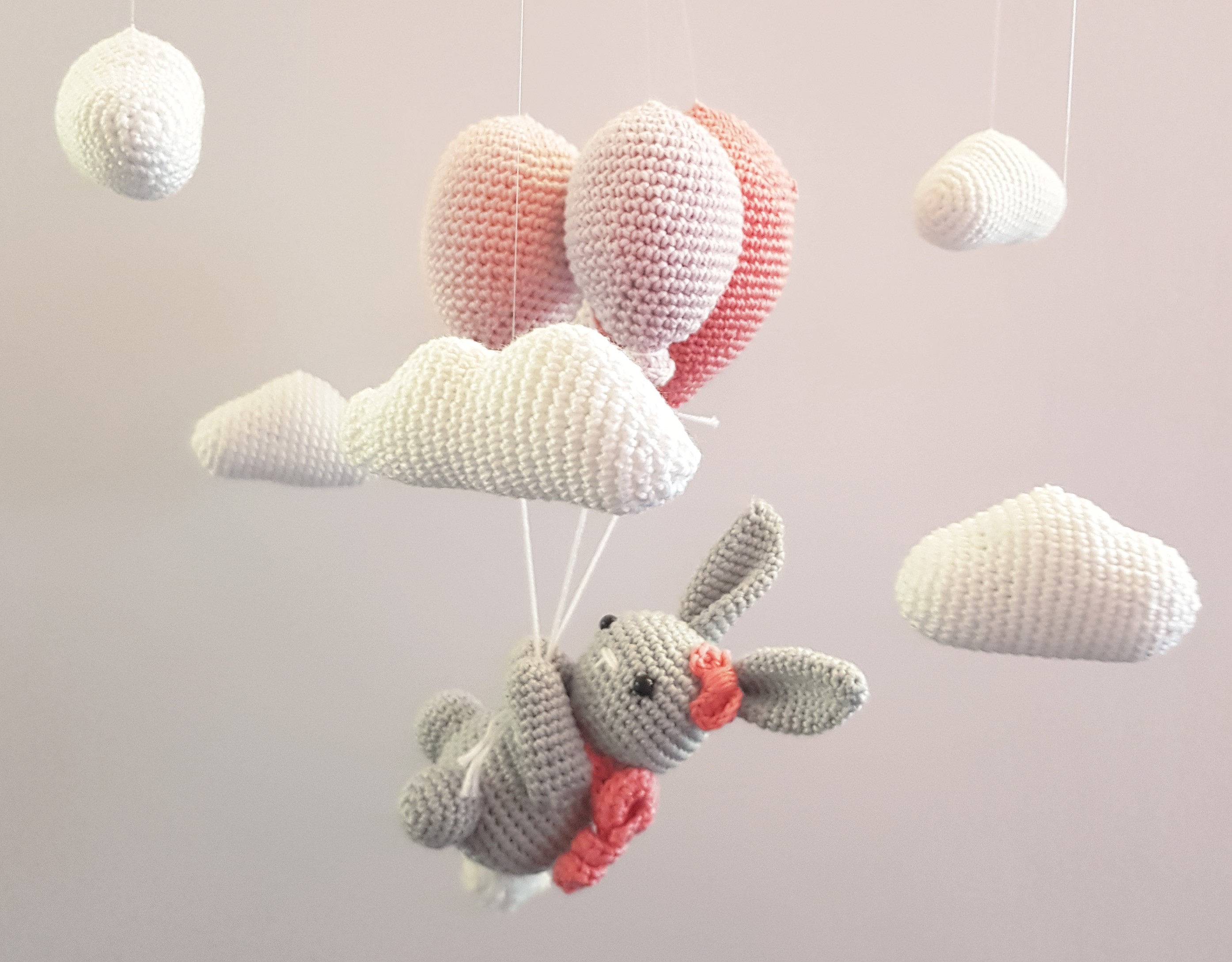 Babymobile Hakeln Hase Ballon Wolken