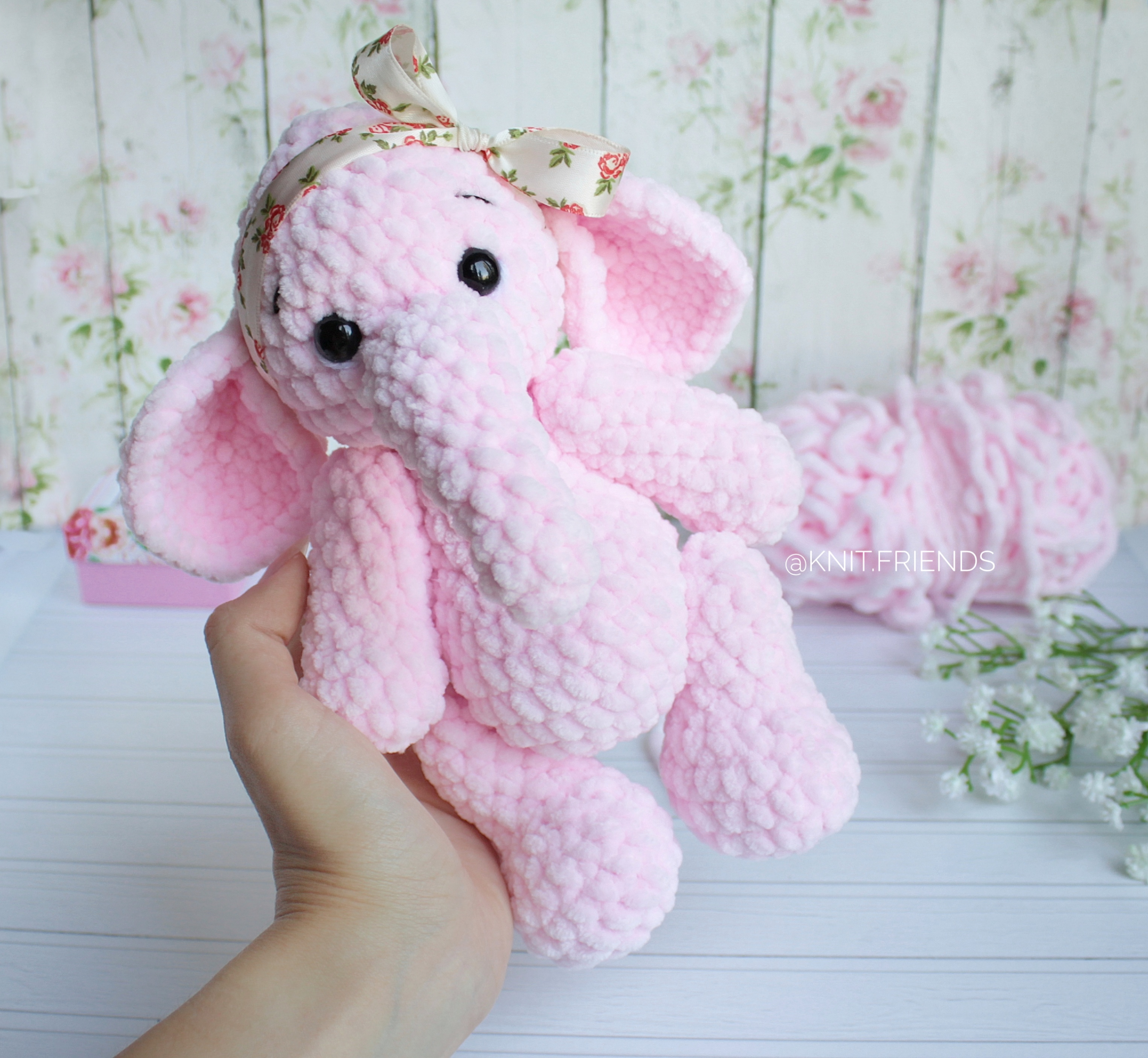 Childs Crocheted Stuffed Amigurumi Toy Animal Plush Elephant Collectable