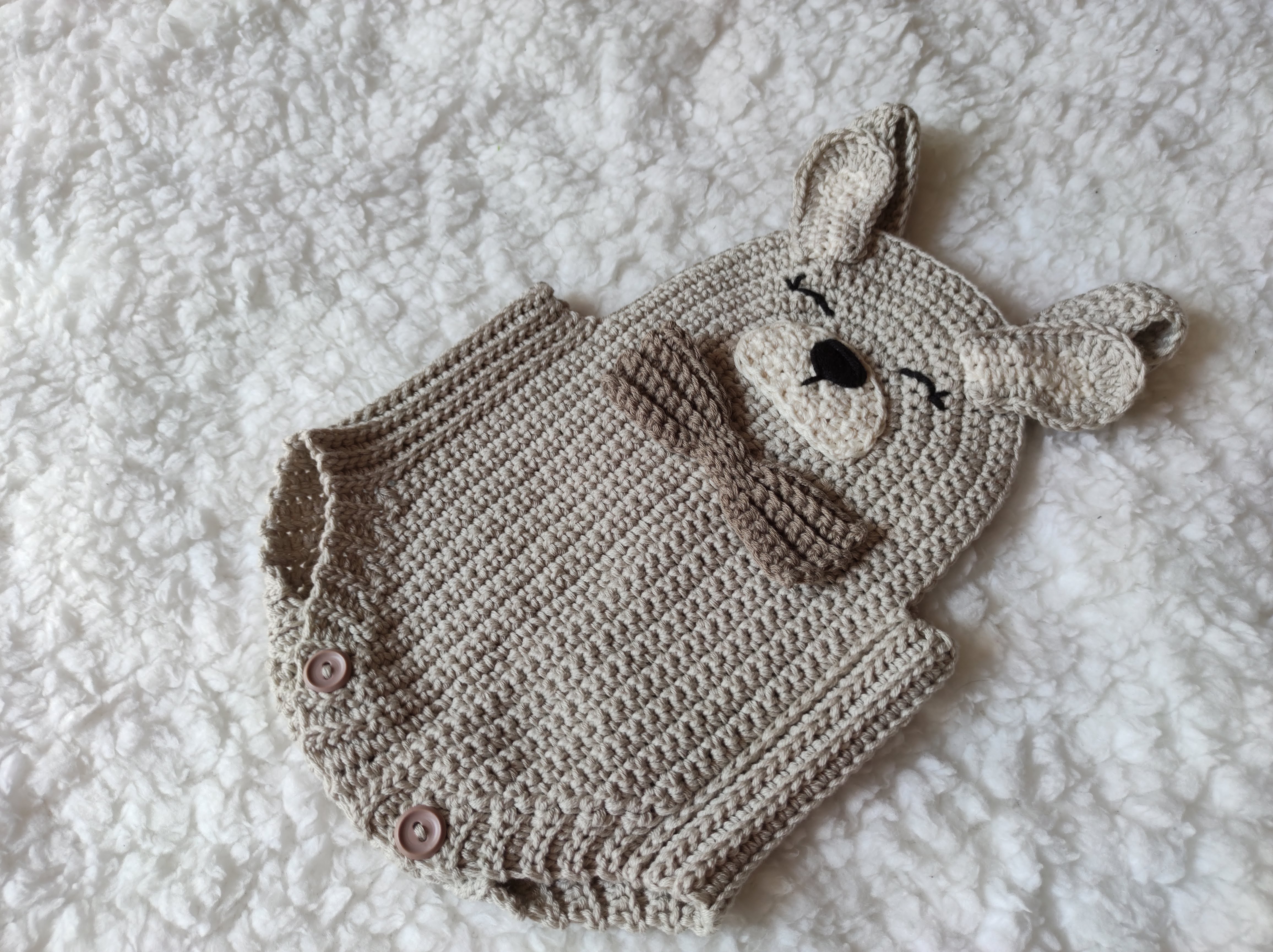 Crochet Pattern Romper Bunny for baby, sizes Newborn to 12 months