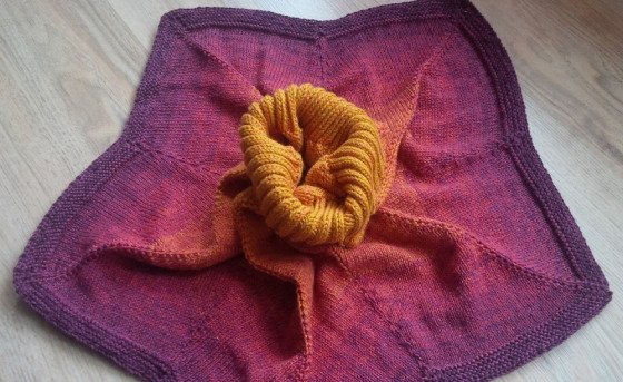 Asteria - star poncho - poncho (knitting)