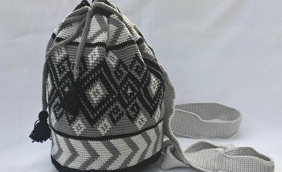 Crochet Pattern Backback geomatric shapes