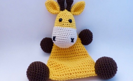 Giraffe in three variations - crochet pattern