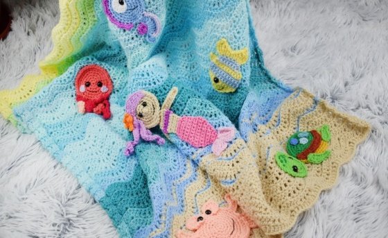 Undersea sweetness baby blanket PDF pattern,8 appliques, whale,seahorse,mermaid,crab,jellyfish,turtoise