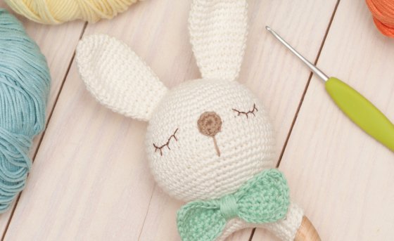 Bunny rattle pattern crochet