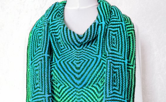Knitting pattern Shawl // Scarf // Scarf with slip stitches Square Dance