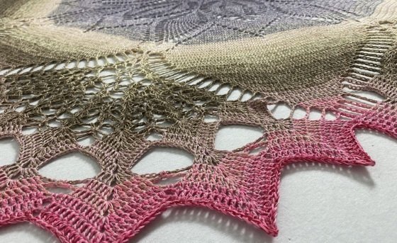 Crochet pattern Ipheion in rounds